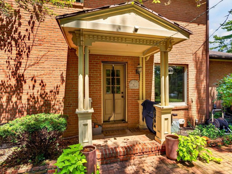 111 E Hocking Street , Canal Winchester, OH 43110 Photo 9