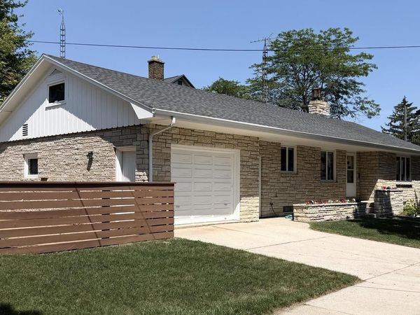 1504 Philippen STREET, Manitowoc, WI 54220