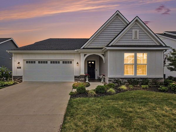 2942 Isle Water Drive, Belmont, MI 49306