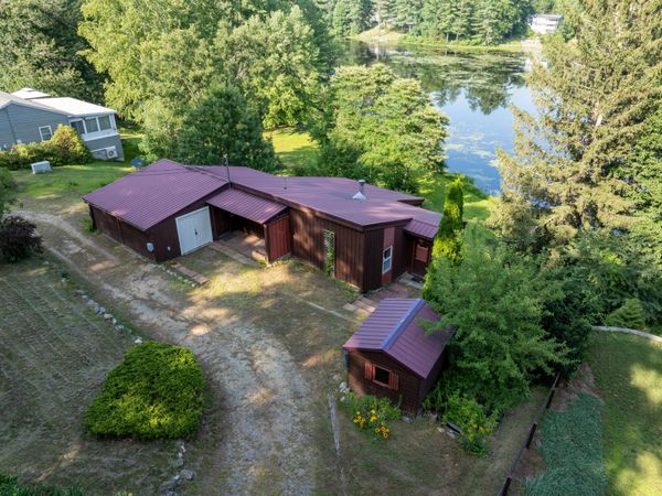 15 Fort Hill Road, Nottingham, NH 03290