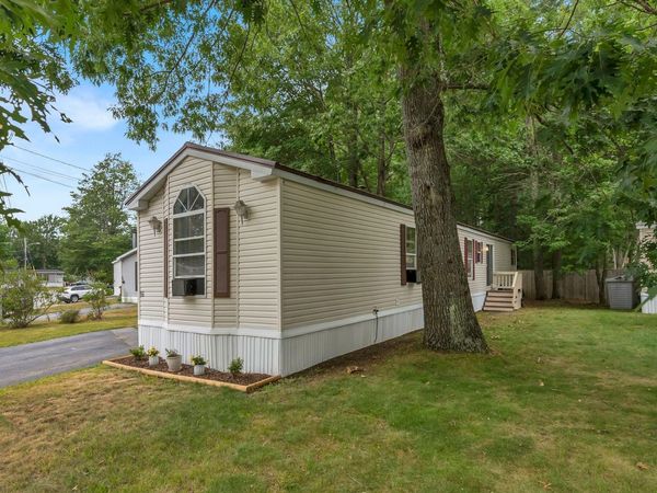 15 James Street , Brunswick, ME 04011