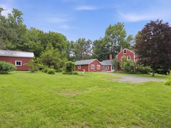 1135 Manchester Road , Belgrade, ME 04917