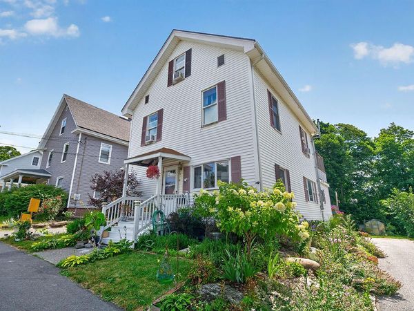 48 6th Street , Bangor, ME 04401