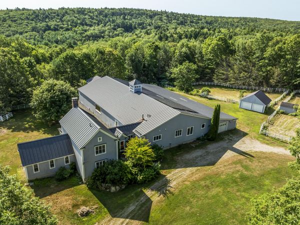 237 Middle Road , Edgecomb, ME 04556