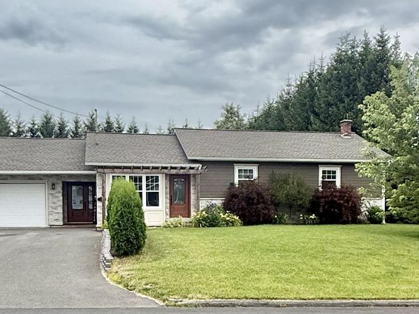 251 19th Avenue , Madawaska, ME 04756