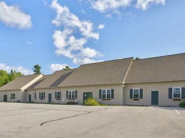 641 Main Road , Holden, ME 04429