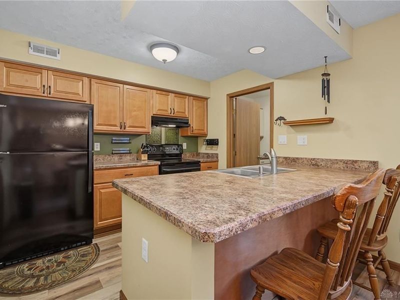 6109 Leyden Lane, Huber Heights, OH 45424 Photo 11