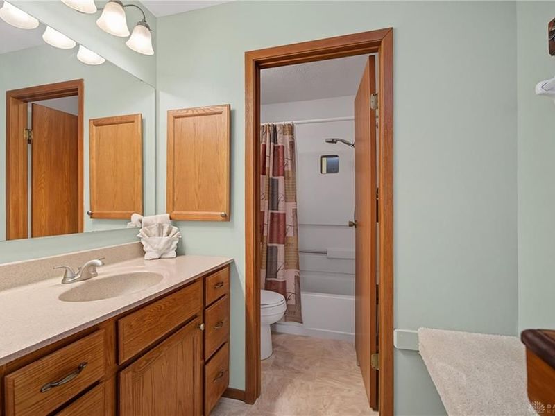 6109 Leyden Lane, Huber Heights, OH 45424 Photo 21
