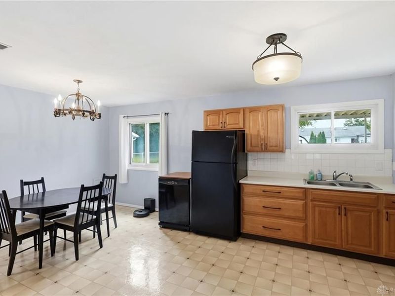 317 Lockheed Drive, Vandalia, OH 45377 Photo 12