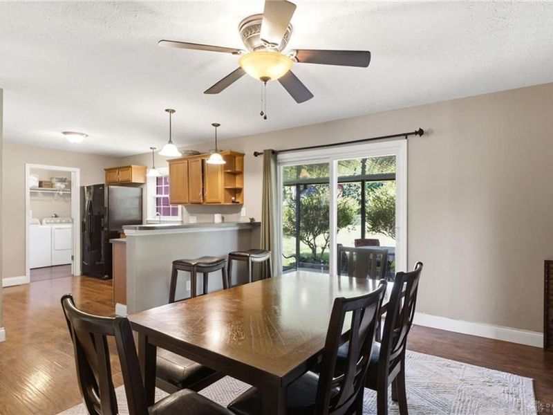 1567 Glendale Drive, Fairborn, OH 45324 Photo 9