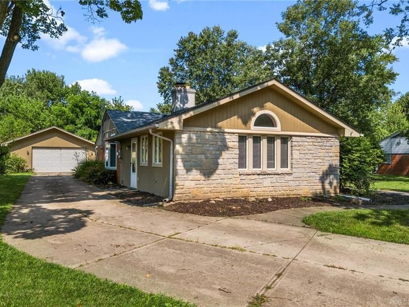 4763 Ridgebury Drive, Kettering, OH 45440 Photo 3