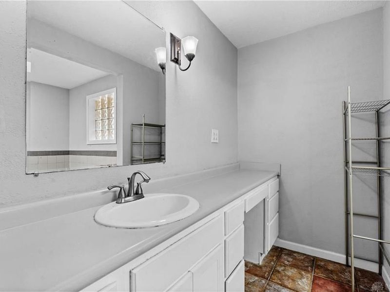 4763 Ridgebury Drive, Kettering, OH 45440 Photo 30