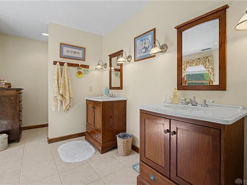 1082 Roger Scott Drive, Sugarcreek Township, OH 45305 Photo 54