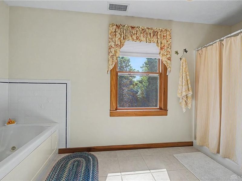 1082 Roger Scott Drive, Sugarcreek Township, OH 45305 Photo 56