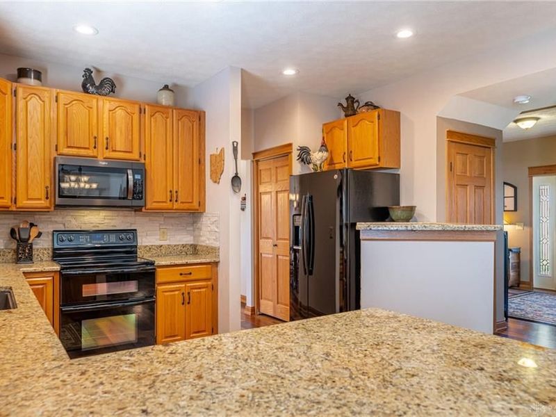 512 Harvest Court, Fairborn, OH 45324 Photo 12