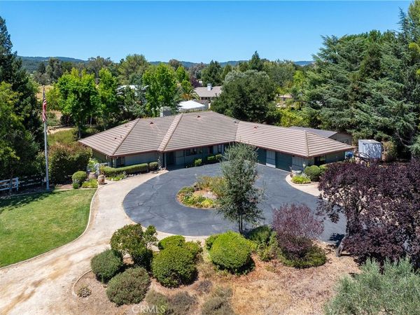 1380 Shane , Templeton, CA 93465