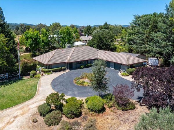 1380 Shane, Templeton, CA 93465