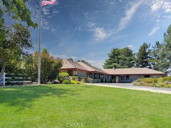 1380 Shane, Templeton, CA 93465