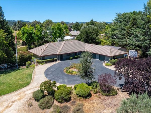 1380 Shane, Templeton, CA 93465