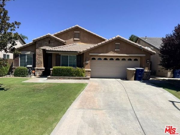 5116 Silver Clover Avenue , Bakersfield, CA 93313