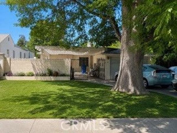 17435 Los Alimos, Granada Hills, CA 91344