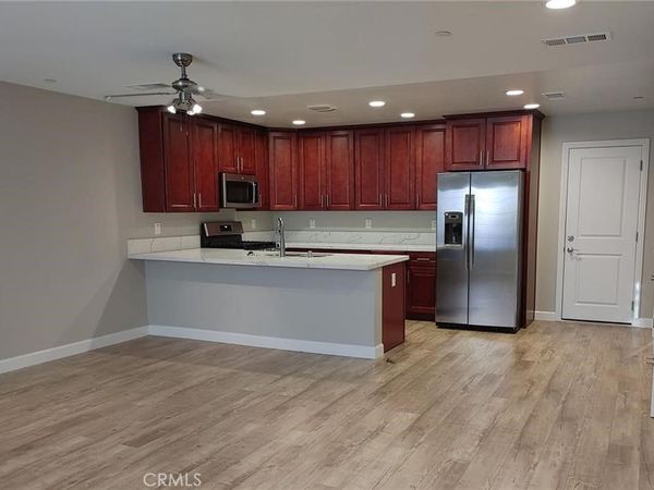 16408 Valencia Avenue , Unit 110, Fontana, CA 92335