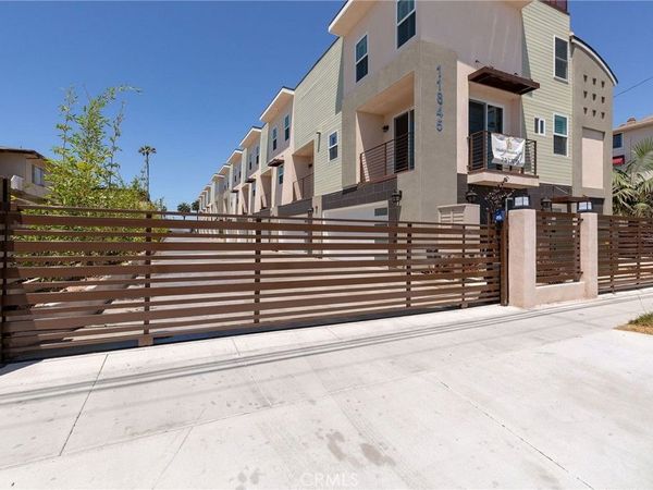 11845 Grevillea , Hawthorne, CA 90250