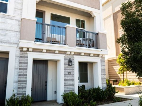 131 N 1st , Upland, CA 91786