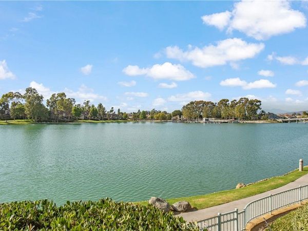 51 Lakefront , Unit 31, Irvine, CA 92604