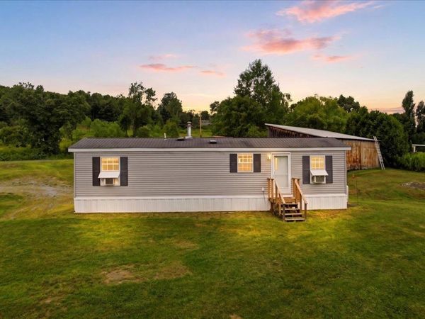 1566 Monroe Road, Littleton, NH 03561