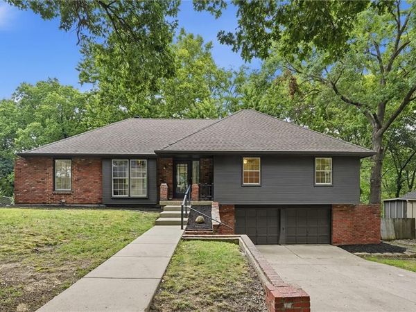 4606 NW 83rd Street, Kansas City, MO 64151