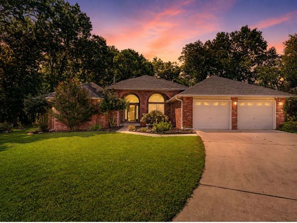 1208 Thurman Street , Pryor, OK 74361