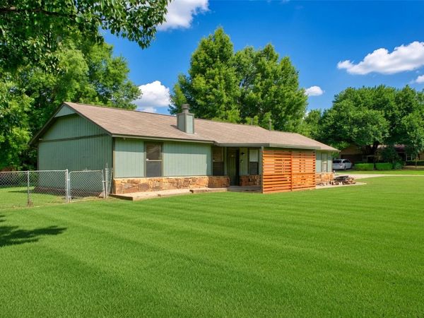 11045 S 250th East Avenue , Broken Arrow, OK 74014