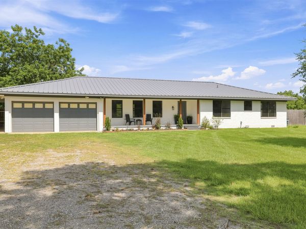 633 W Swinney Road , Mead, OK 73449