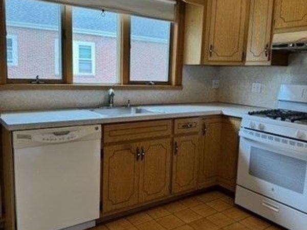 25 Larose Place, Unit 2, Boston, MA 02135