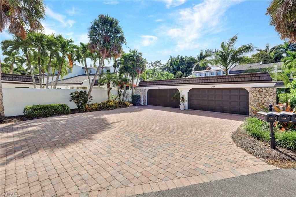 202 Bears Paw Trl , Unit 97, Naples, FL 34105 Photo