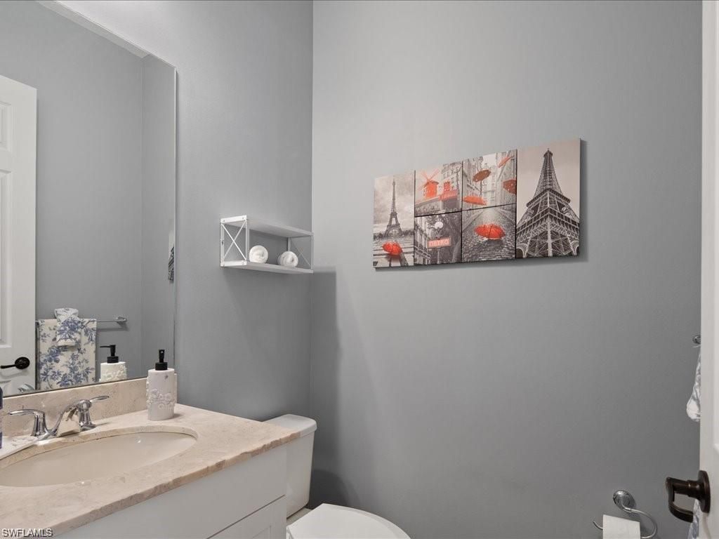 8812 Madrid Cir , Naples, FL 34104 Photo