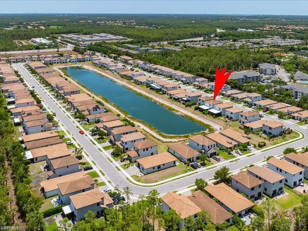 8812 Madrid Cir , Naples, FL 34104 Photo