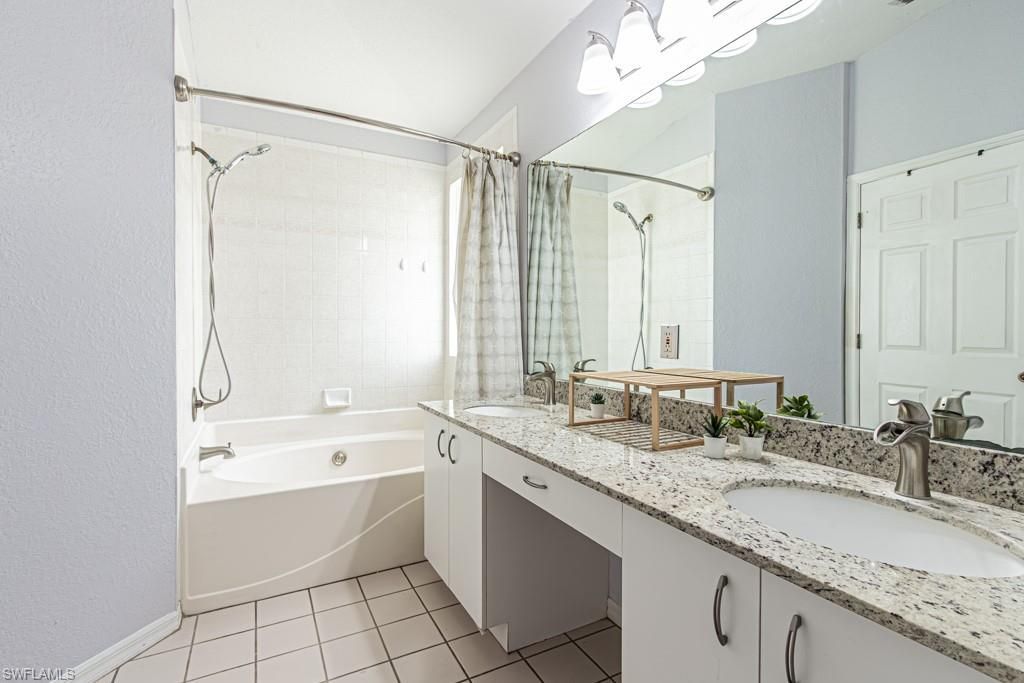 4340 4th Ave Se, Naples, FL 34117 Photo