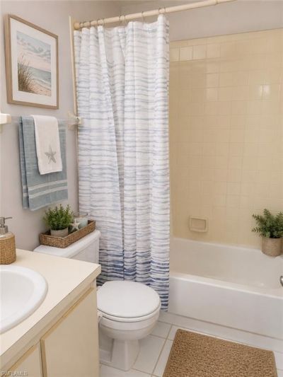 2618 Kings Lake Blvd , Unit 2-202, Naples, FL 34112 Photo