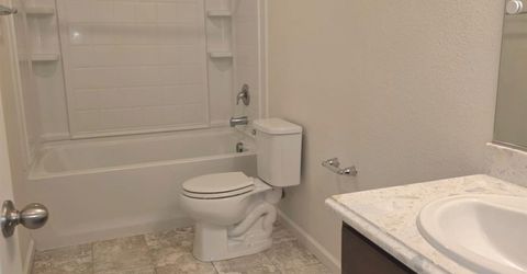9951 Del Surft, Elk Grove, CA 95757 Photo