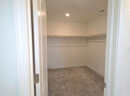 9951 Del Surft, Elk Grove, CA 95757 Photo