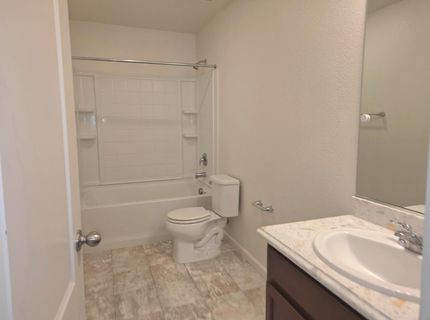 9951 Del Surft, Elk Grove, CA 95757 Photo