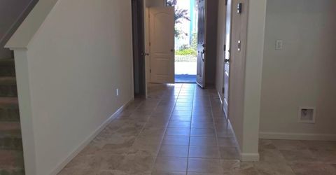 9951 Del Surft, Elk Grove, CA 95757 Photo
