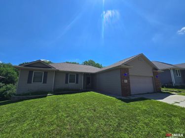 2000 NW 46 Street, Lincoln, NE 68528