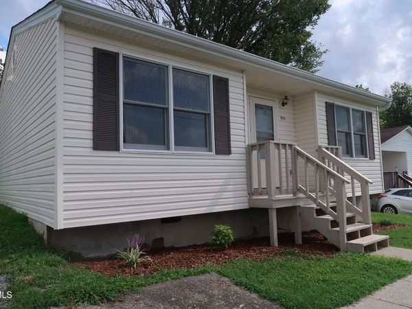 744 Oakwood Street, Bristol, TN 37620
