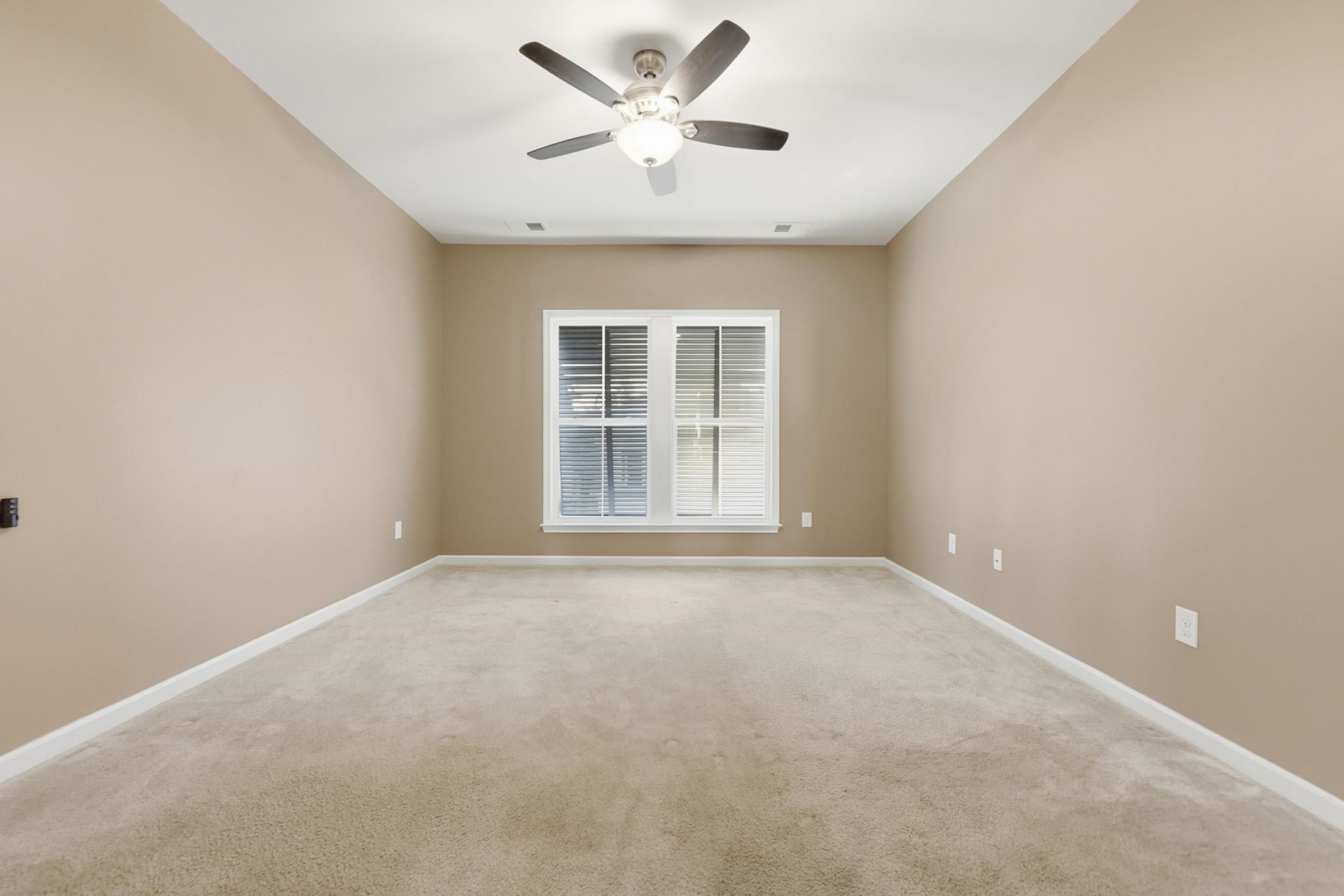 512 Chanted Dr.  Photo 13