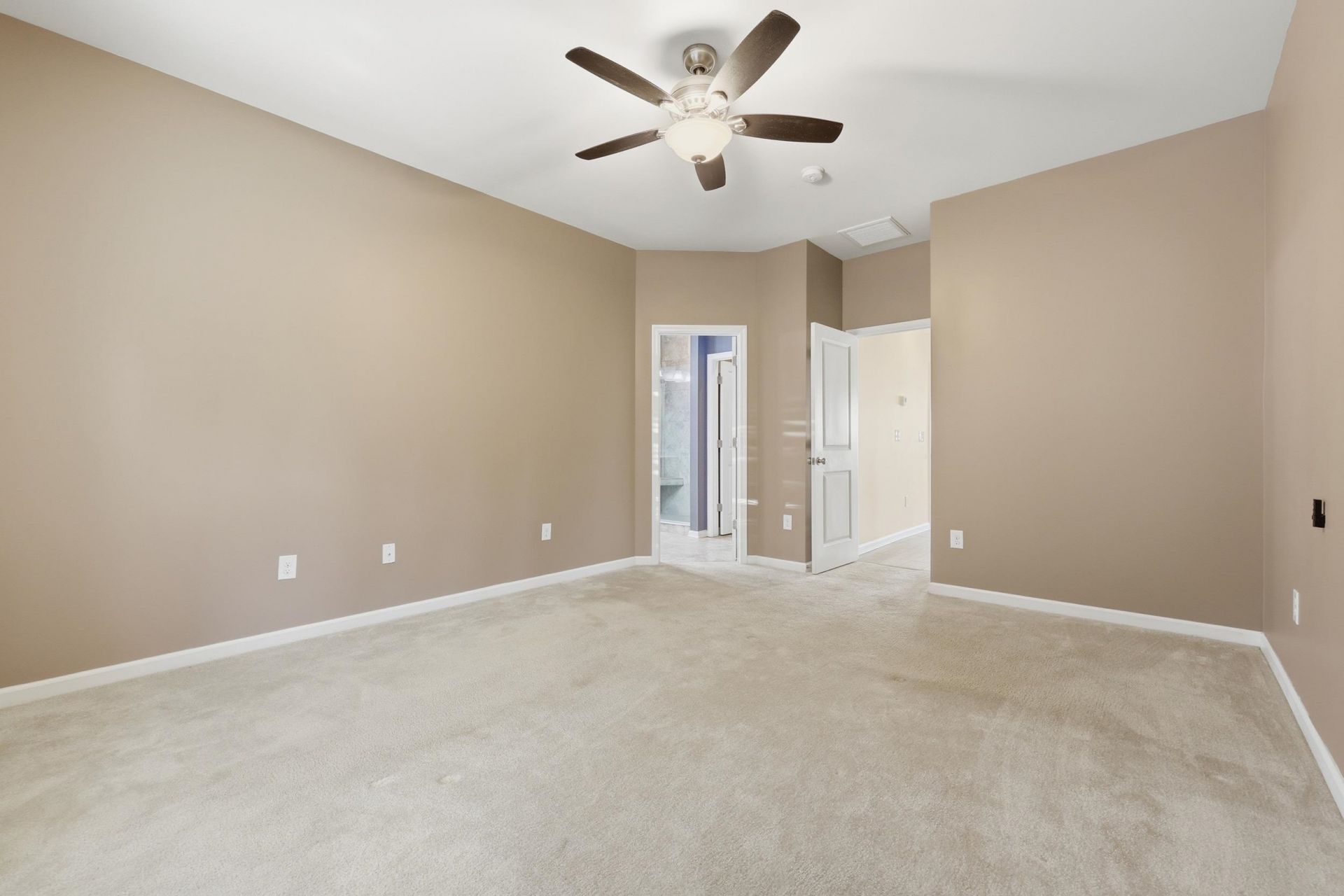 512 Chanted Dr.  Photo 14