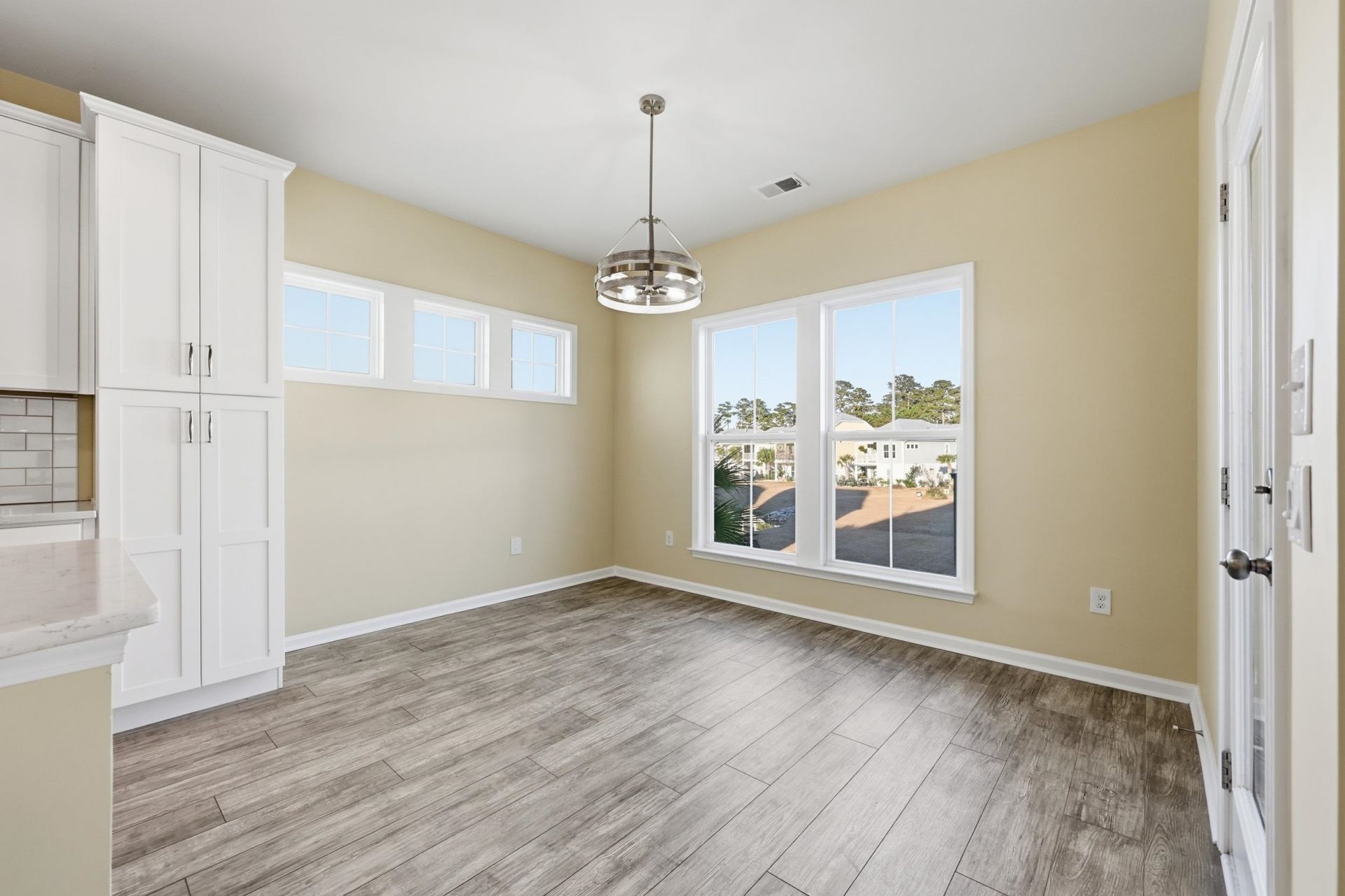 512 Chanted Dr.  Photo 8