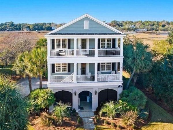 10 Sea Oats Circle, Pawleys Island, SC 29585